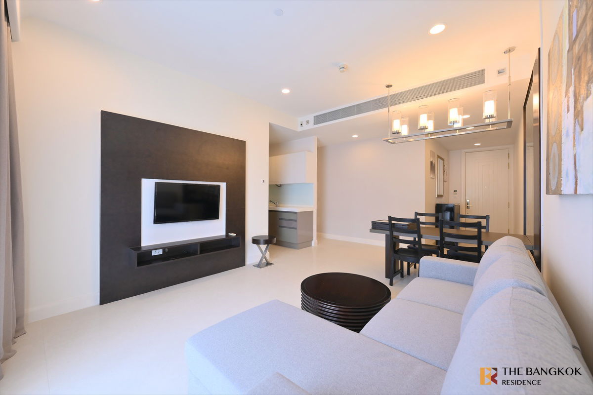 picture Q Langsuan 🌟 Spacios unit, Quality living in a prime location ✨ Near BTS Chidlom - 2/13