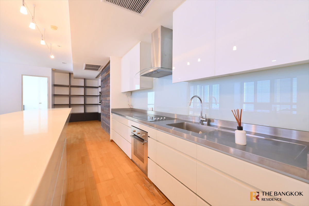 รูป 🔥Best Deal! Available Now🔥 Issara@42 Sukhumvit near BTS Ekkamai  - รูปที่ 10/13