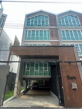 Home office for rent, Soi Wachiratham Sathit