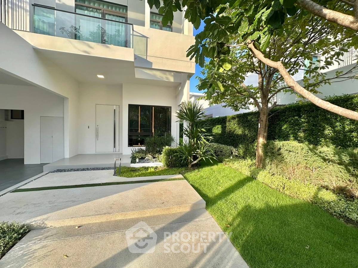 picture 4-BR House at Mantana Bangna Km.15 in Bang Chalong (ID 2277262) - 1/13