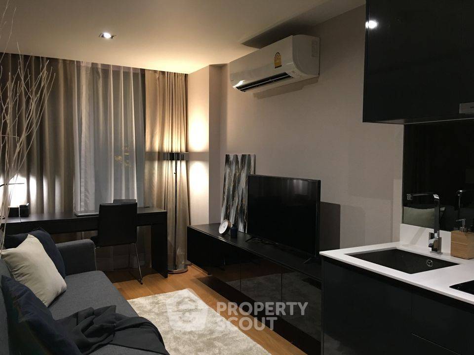 รูป คอนโด 1-ห้องนอน ที่ อัลติจูด สามย่าน-สีลม ใกล้ MRT สามย่าน (ID 1721004) - รูปที่ 2/8