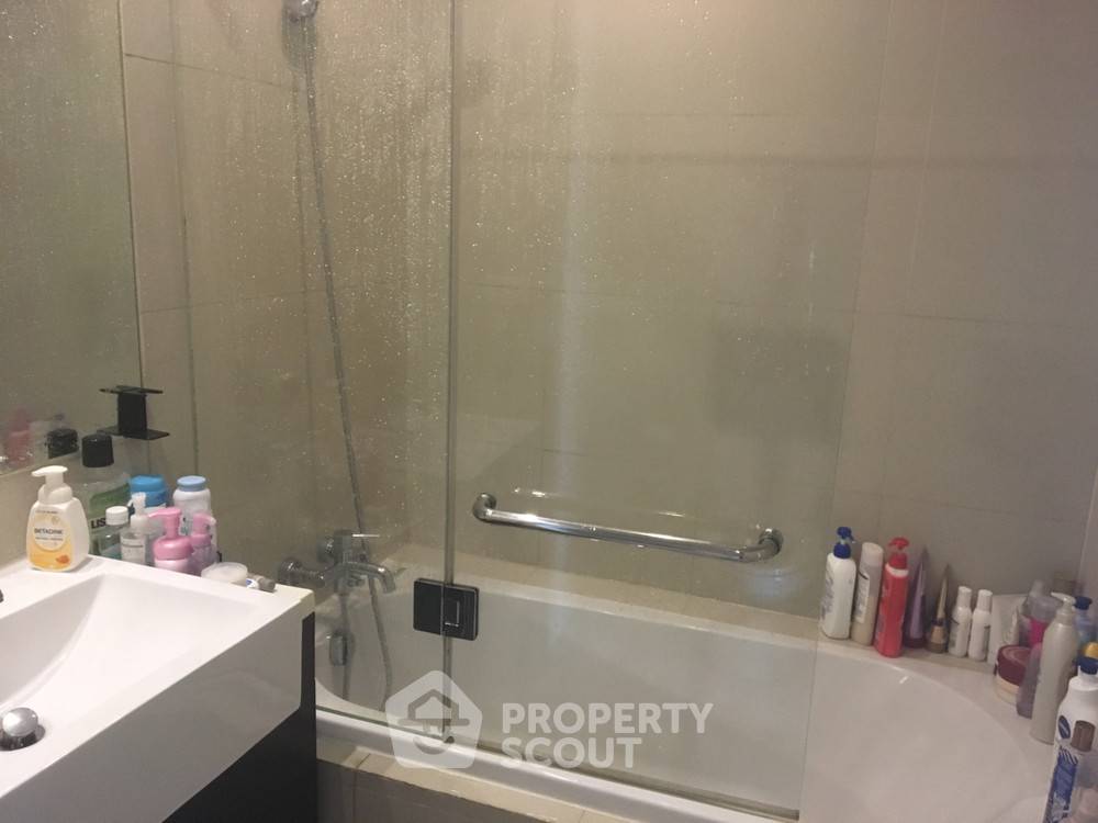 picture 1-BR Condo at Noble Solo close to Thong Lo (ID 323760) - 1/3