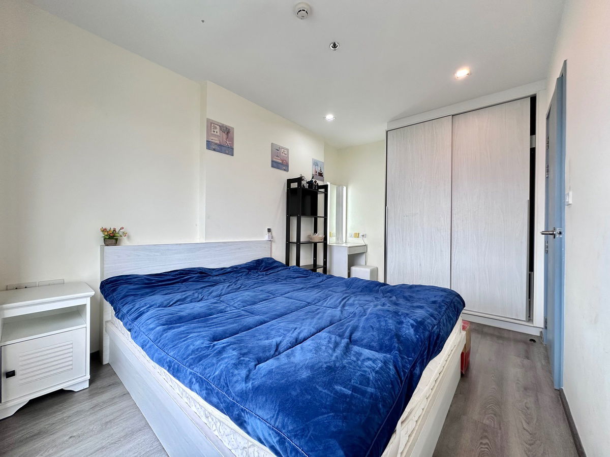 picture For rent Rich Park Triple Station 12,000 baht 22nd floor next to ARL Huamak, MRT Huamak - 3/13