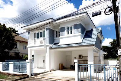 Houses for sale Bangkok : Call : 065-897-9794 Private Ramintra Village, Panya Intra Rd., Bang Chan, Khlong Sam Wa 74 square wah, 3 Beds, 3 Baths