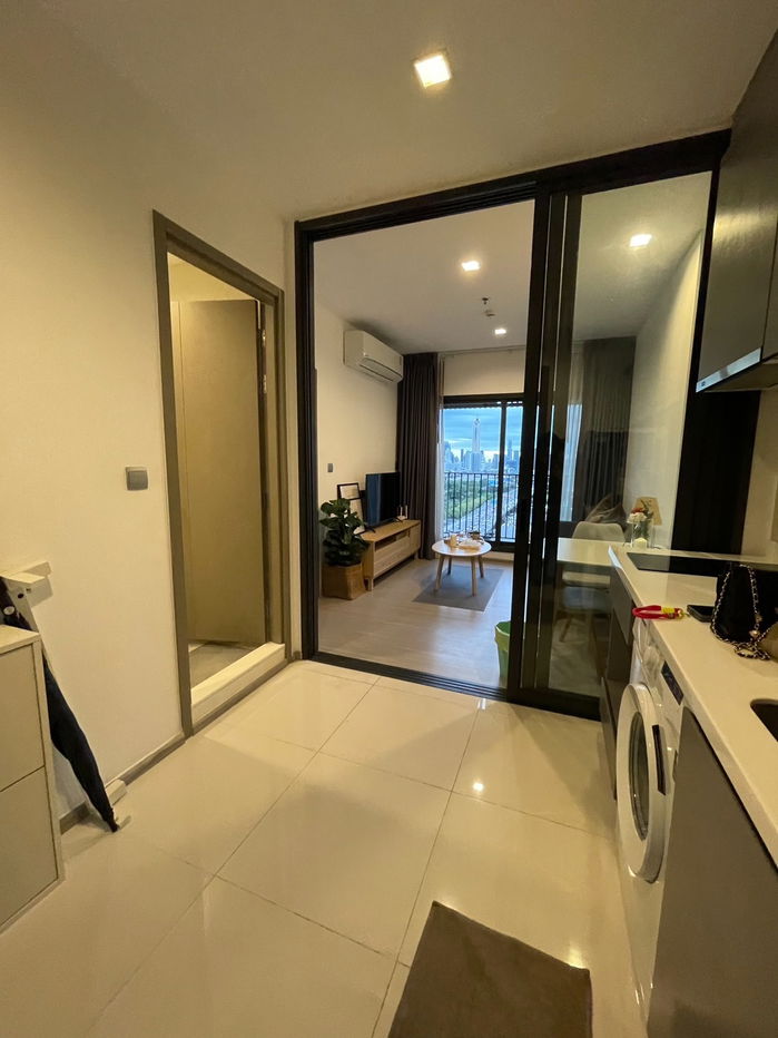 picture Life Asoke Hype 🔥Ready to move in MRT Rama9 - 9/9