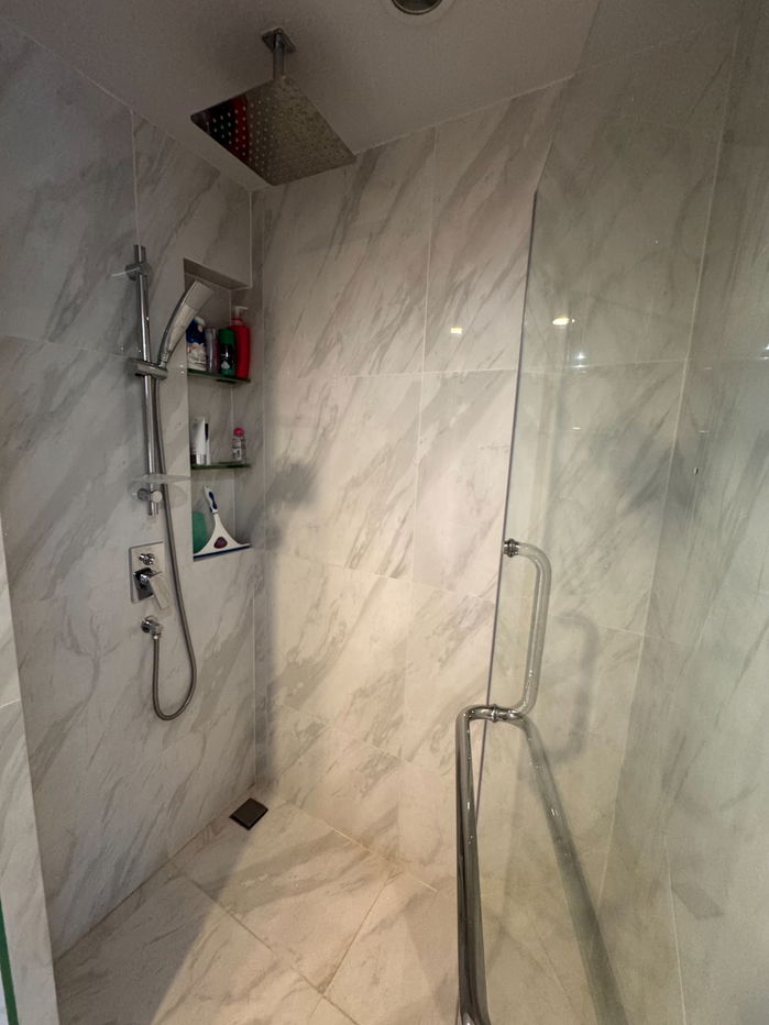 picture One-bedroom condo for Rent in Ideo Mobi Sukhumvit 40 Condominium, near Gateway Ekkamai Shopping center - 12/23