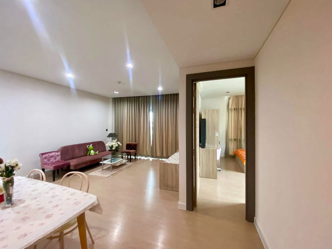 picture code : B152 The Room Charoenkrung 30 - 4/22