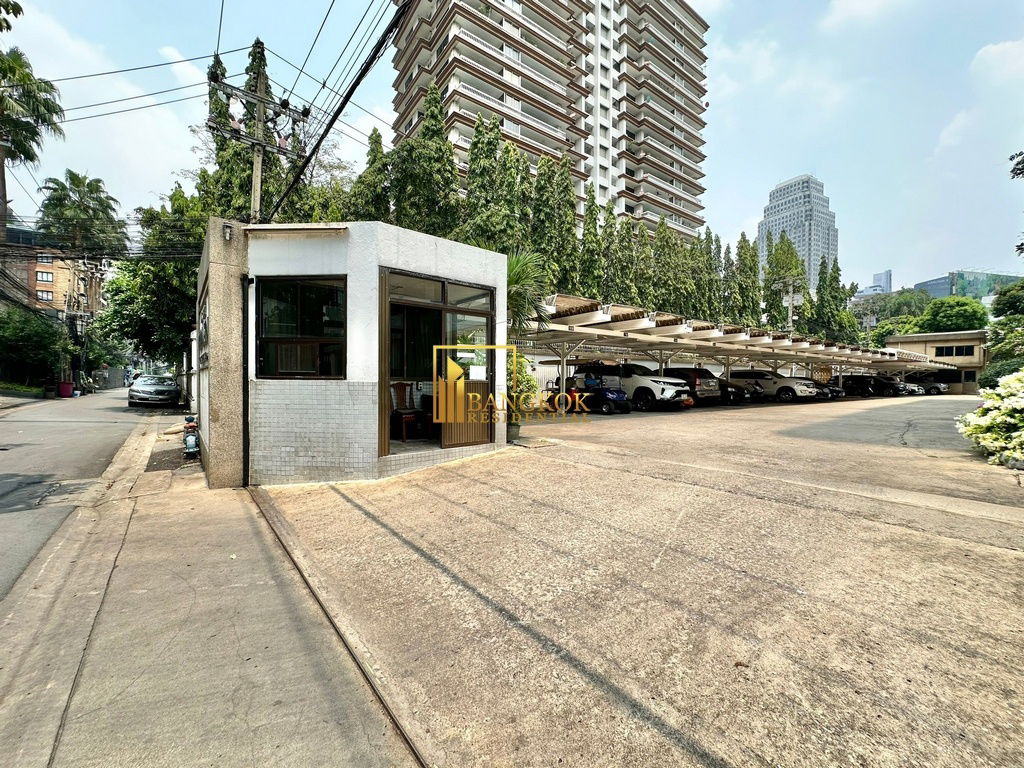 รูป Impressive 3 Bedroom Apartment For Rent in Sukhumvit 12 - BR21295AP - รูปที่ 48/49