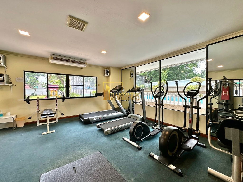 รูป Impressive 3 Bedroom Apartment For Rent in Sukhumvit 12 - BR21295AP - รูปที่ 39/49