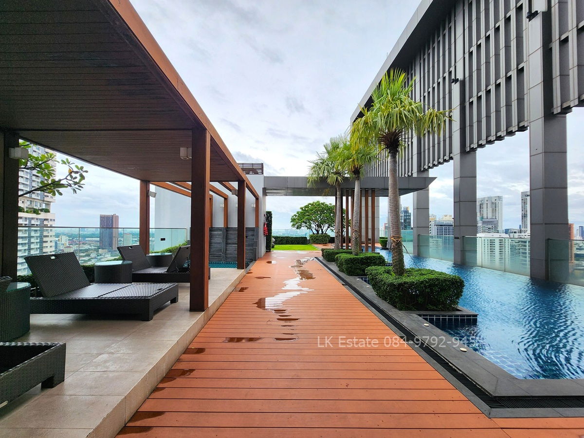 picture For Rent: Corner 2-Bedroom, Premium High-Rise Living Near BTS Phrom Phong – The Address Sukhumvit 28 - 13/15