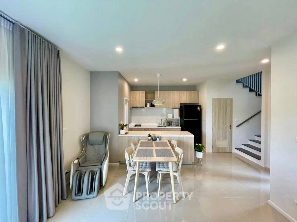 รูป บ้าน 3-ห้องนอน ที่ โนเบิล เกเบิล วัชรพล ใน คลองถนน (ID 2265466) - รูปที่ 4/25