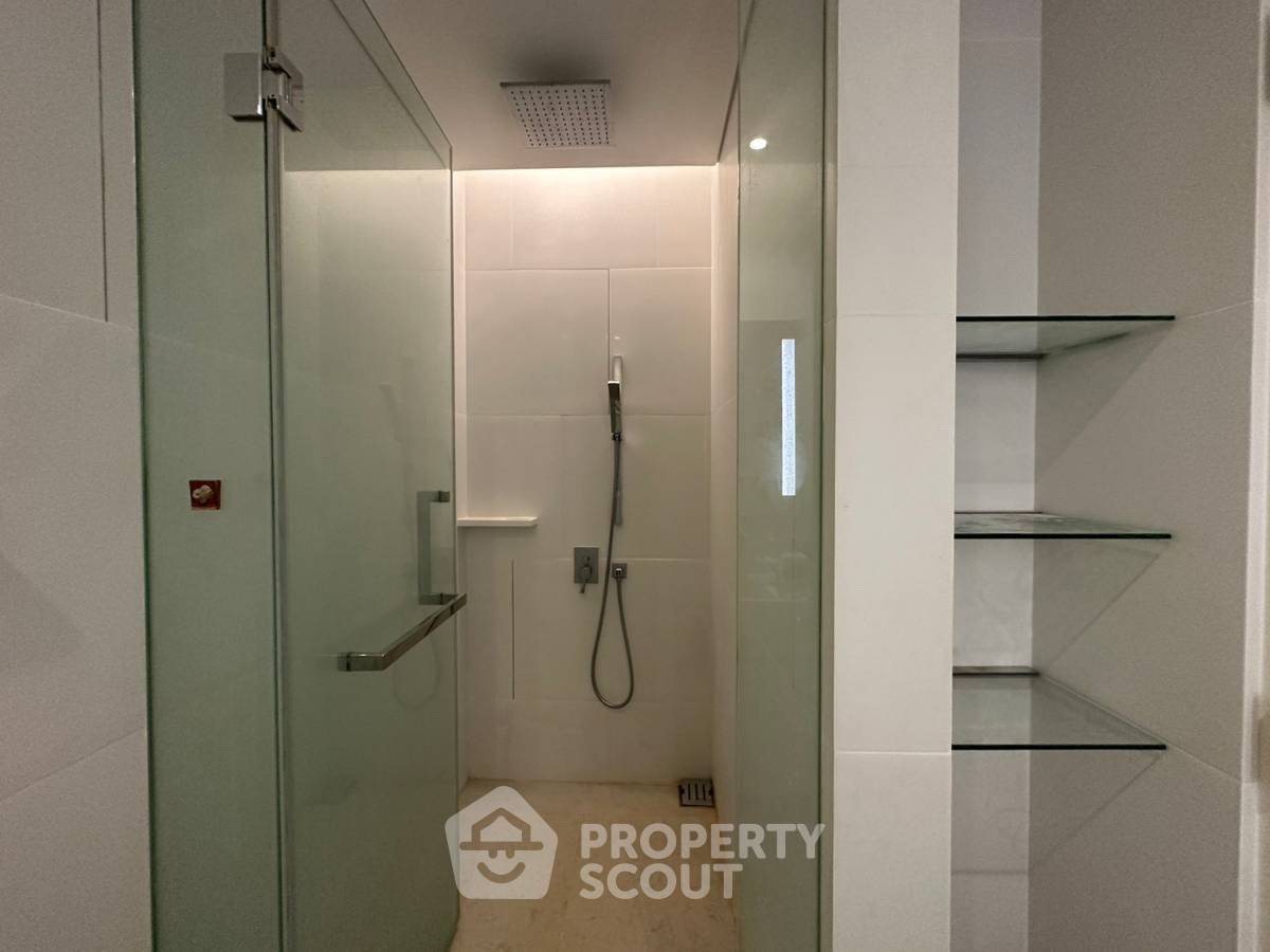 picture 2-BR Condo at The Bangkok Sathorn near BTS Surasak (ID 1066443) - 6/12