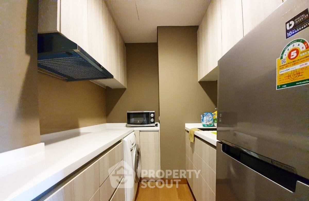 picture 2-BR Condo at The Lumpini 24 near BTS Phrom Phong (ID 1147423) - 12/31