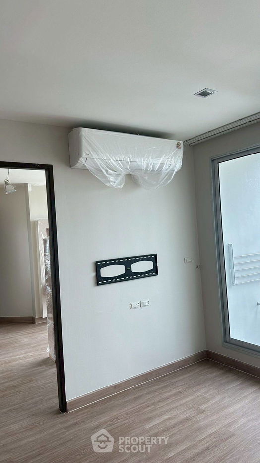 รูป คอนโด 3-ห้องนอน ที่ ริธึ่ม สาทร ใกล้ BTS สะพานตากสิน (ID 2145637) - รูปที่ 4/7