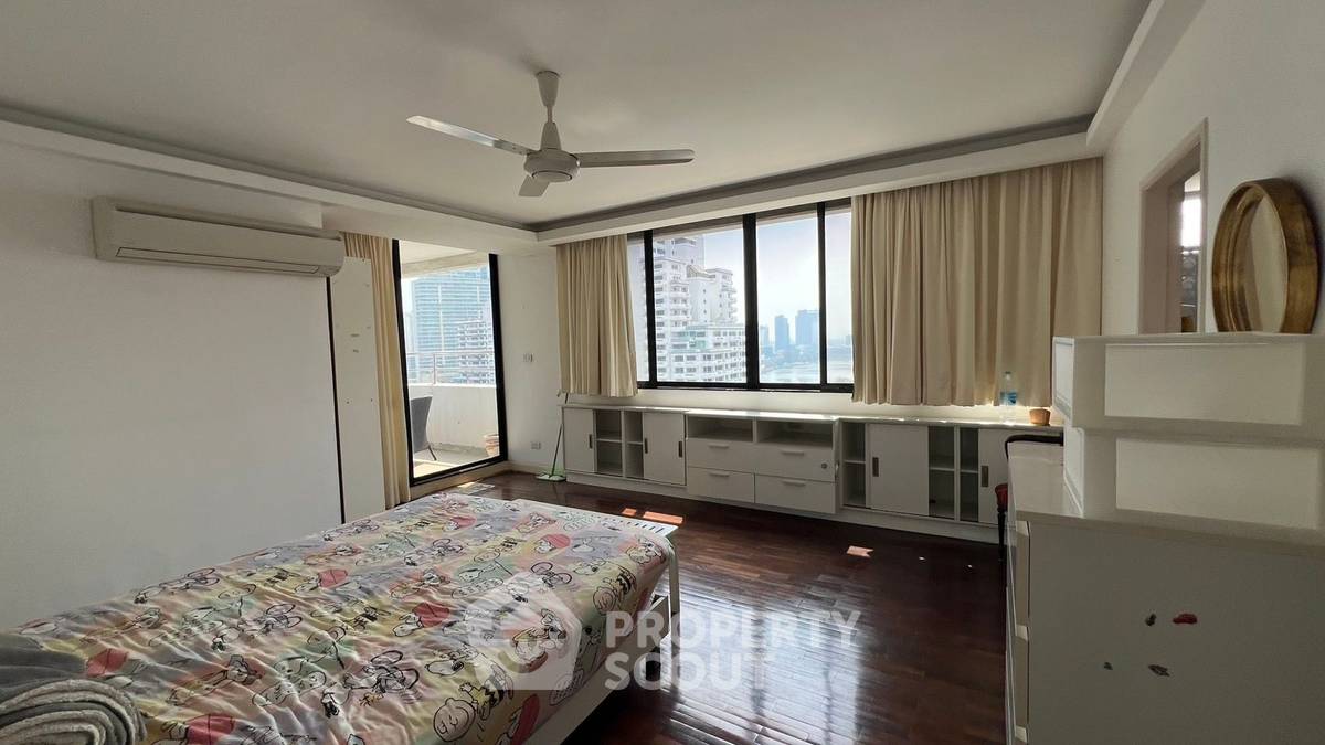 รูป คอนโด 4-ห้องนอน ที่ สุขุมวิท คาซ่า คอนโดมิเนียม ใกล้ BTS อโศก (ID 2040738) - รูปที่ 18/27