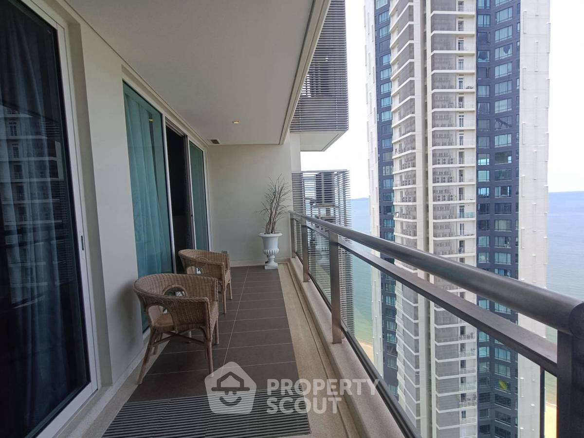 รูป คอนโด 2-ห้องนอน ที่ รีเฟล็คชั่น จอมเทียน บีช พัทยา ใกล้ เมืองพัทยา (ID 2264856) - รูปที่ 11/20
