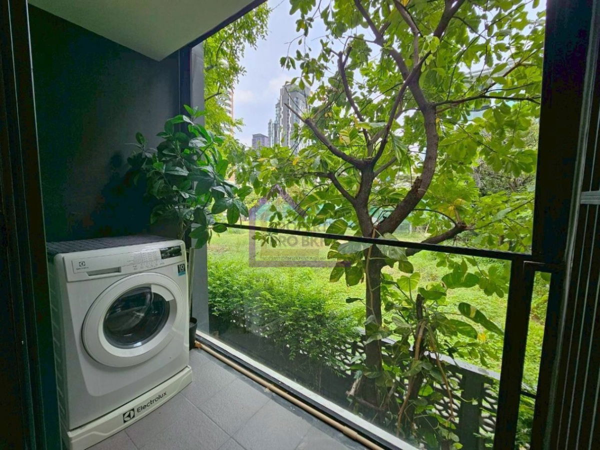 picture 🌟🌟 For Rent – Socio Reference 61 (Sukhumvit 61) Modern low-rise condo with lush greenery views, just a short walk to BTS Ekkamai. - 14/15