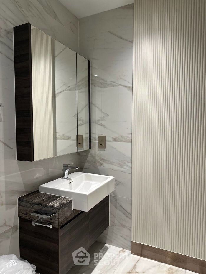 picture 1-BR Condo at Supalai Icon Sathon near MRT Si Lom (ID 2275374) - 9/11