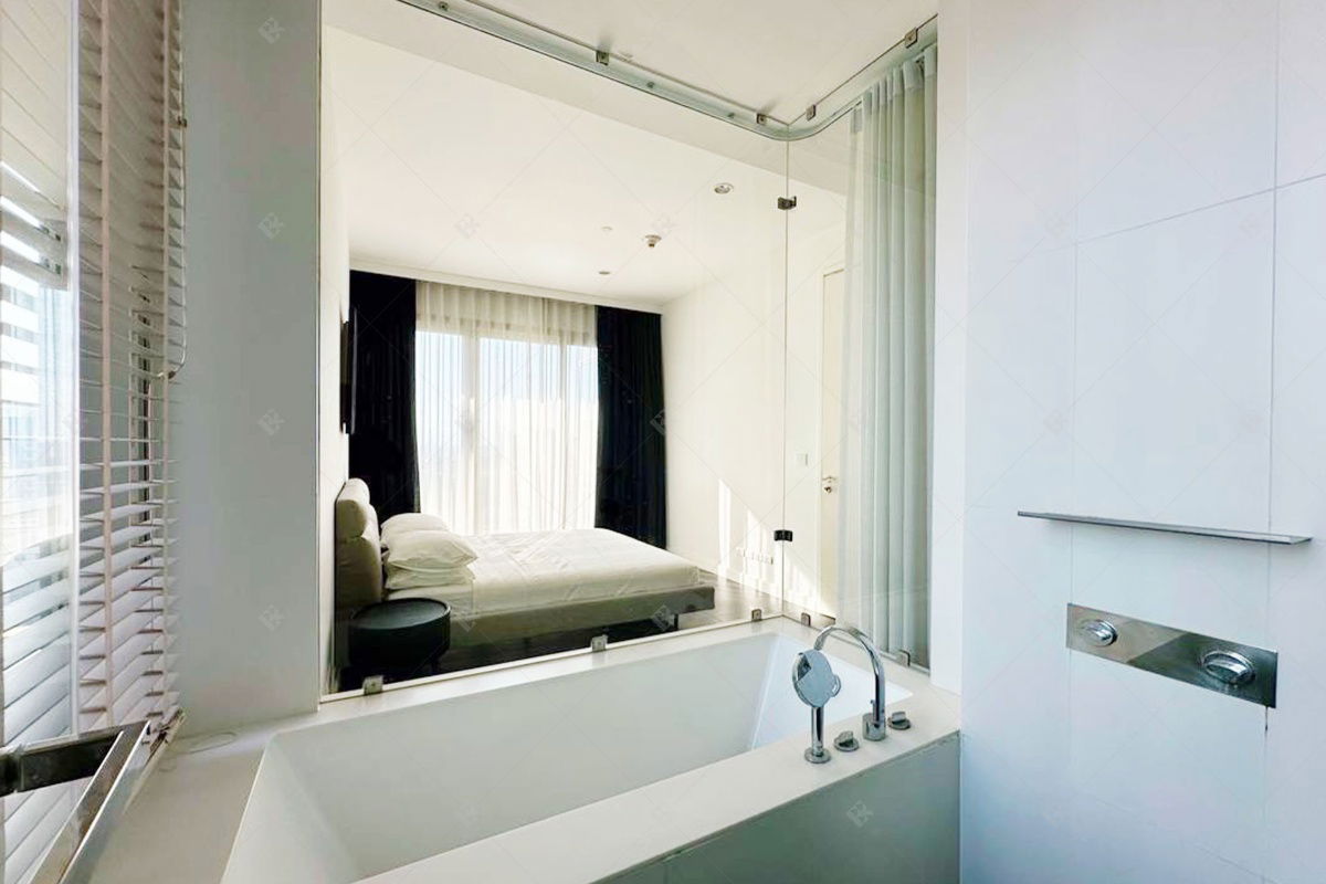 รูป Stunning Corner Unit ✨at 𝟏𝟖𝟓 𝐑𝐚𝐣𝐚𝐝𝐚𝐦𝐫𝐢 – 𝐒𝐩𝐨𝐫𝐭 𝐂𝐥𝐮𝐛 𝐕𝐢𝐞𝐰𝐬 & 𝐍𝐞𝐰𝐥𝐲 𝐑𝐞𝐧𝐨𝐯𝐚𝐭𝐞𝐝 𝐔𝐧𝐢𝐭 🌿 ใกล้ BTS ราชดำริ - รูปที่ 7/12