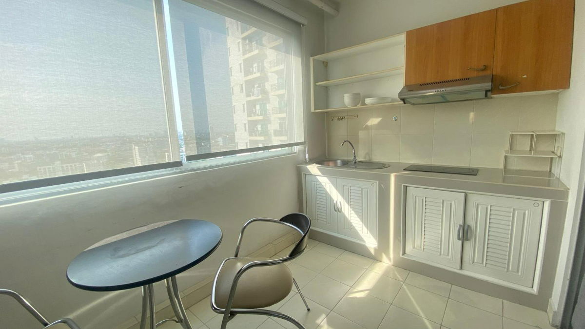 picture 2 bed 1 bath 80 sqm condo at Supalai Park Srinakarin for rent 17,000THB per month, Si Udom Suk MRT station Yellow Line - 11/13