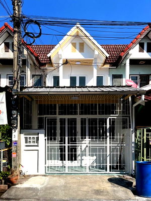 ทาวน์โฮม กรุงเทพมหานคร : ขายด่วน ทาวน์เฮ้าส์ รีโนเวทใหม่ หมู่บ้านไพรลดา4 ซอย อนามัยงามเจริญ 20 ใกล้เซ็นทรัล พระราม 2 