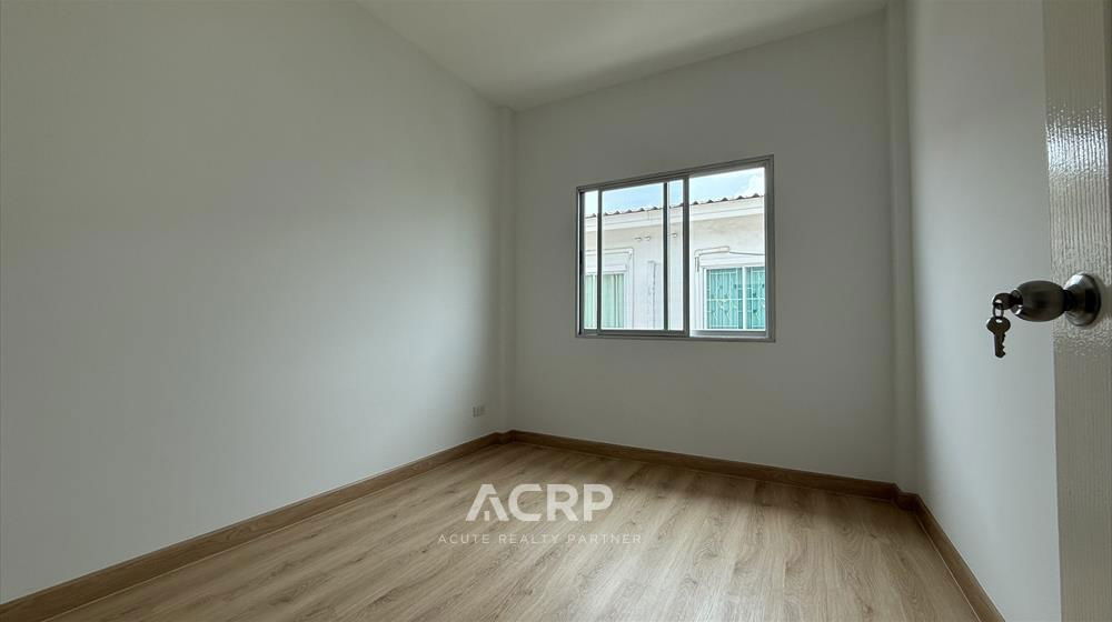 picture Townhouse for sale, renovated, Vista Avenue, Watcharapol, Sai Mai, size 28 square wah, 3 bedrooms, Ref no. 00159979 - 11/11