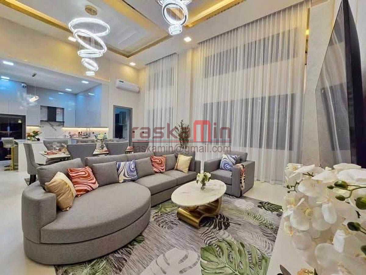 picture  Newly Modern Luxury Pool Villa - 20/20