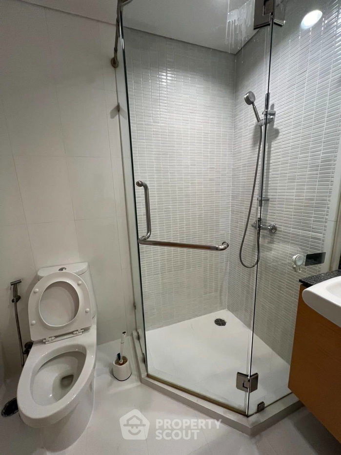picture 2-BR Condo at Fullerton Sukhumvit near BTS Ekkamai (ID 2276868) - 9/10