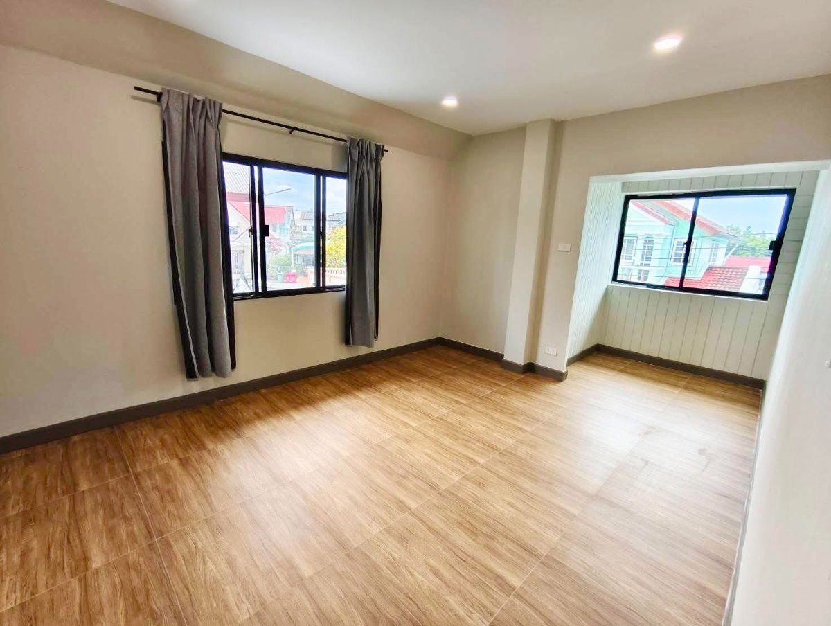 รูป code : B133 ให้เช่าบ้านเดี่ยว กฤษดานคร 10 (Krisadanakorn 10) | บ้านรีโนเวทใหม่ทั้งหลัง ใกล้เซ็นทรัลเวสต์เกตและรถไฟฟ้าสามแยกบางใหญ่ - รูปที่ 12/16