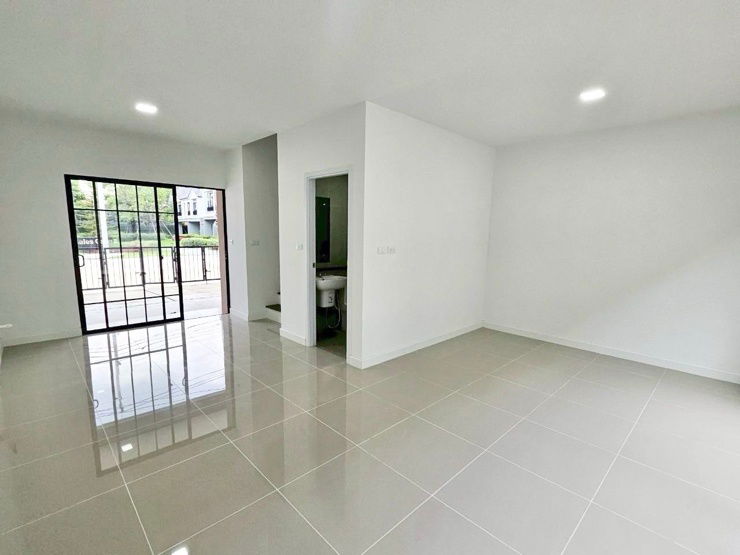 รูป ให้เช่าบ้านใหม่มีนบุรี  The Connect มีนบุรี สเตชั่น-นิมิตใหม่ - รูปที่ 2/7
