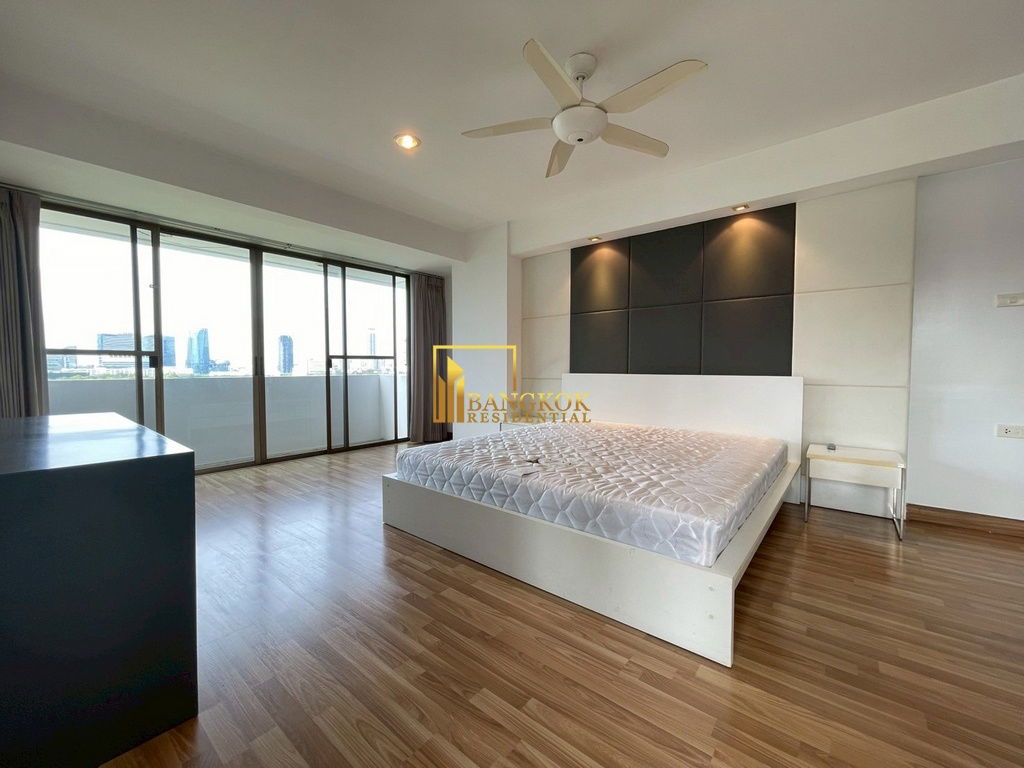 รูป Impressive 3 Bedroom Apartment For Rent in Sukhumvit 12 - BR21295AP - รูปที่ 16/49