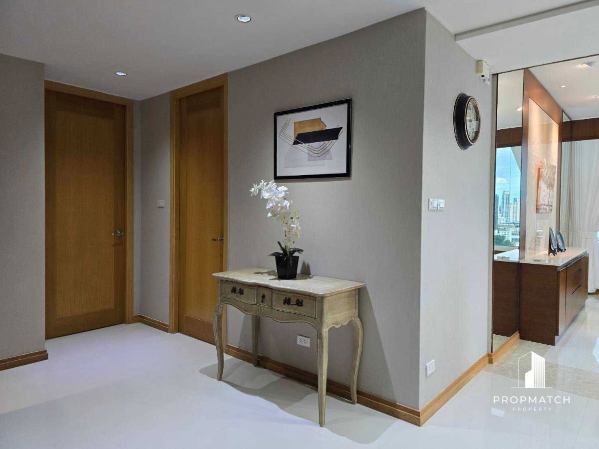 รูป ✨Flash Deal ✨ The Empire Place Sathorn ( 3Bed 3Bath 157 SQM.) แต่งครบพร้อมอยู่ !! เพียง 95,000 บาทต่อเดือน Tel.0981315848 @propmatch - รูปที่ 5/21