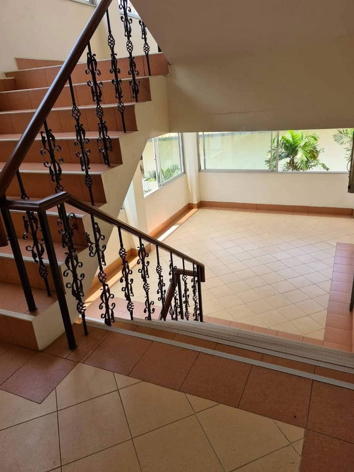 picture Hotel for sale, good location, Khao Phra Tamnak-Pattaya - 9/16