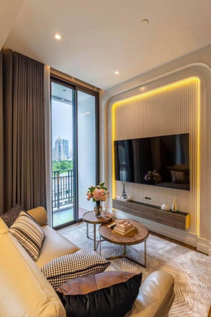 picture For Rent - MUNIQ Langsuan , Super Luxury 1 bedroom 1 bathroom Ready to move in - 2/12
