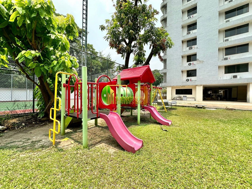 รูป Impressive 3 Bedroom Apartment For Rent in Sukhumvit 12 - BR21295AP - รูปที่ 44/49