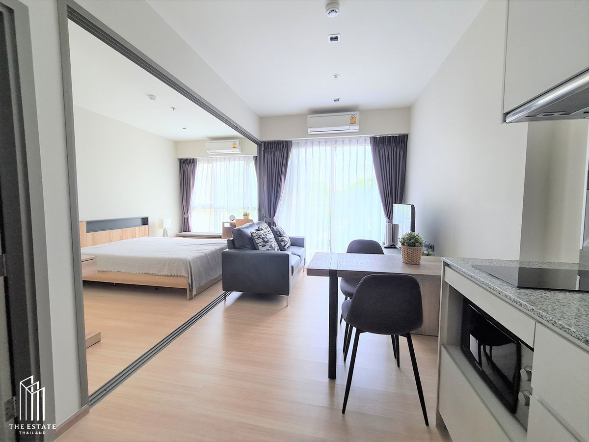 รูป RENT *Whizdom Station Ratchada Thapra ห้องทิศเหนือ วิวสวนและสระว่ายน้ำ พร้อมเฟอร์นิเจอร์ @13,000 Baht - รูปที่ 3/5