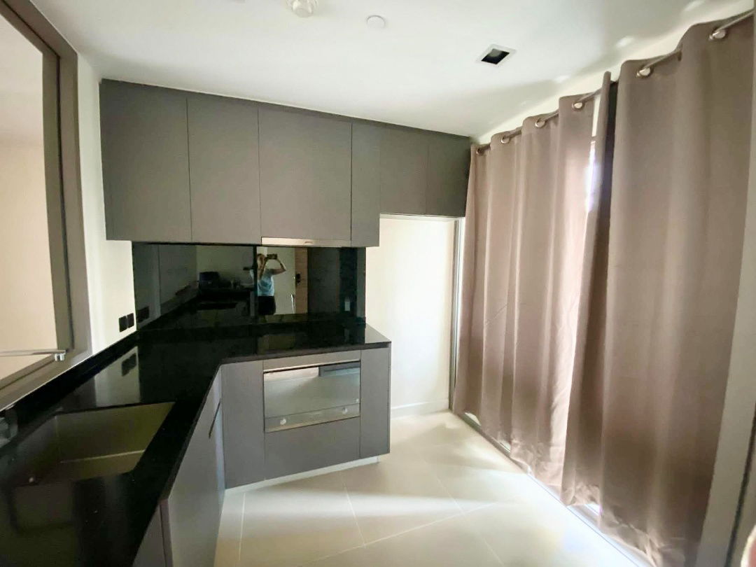 picture code : B152 The Room Charoenkrung 30 - 19/22