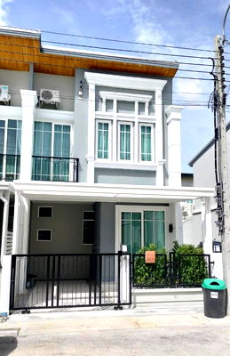 Townhouses for rent : code : B163 Golden Neo Sukhumvit-Lasalle