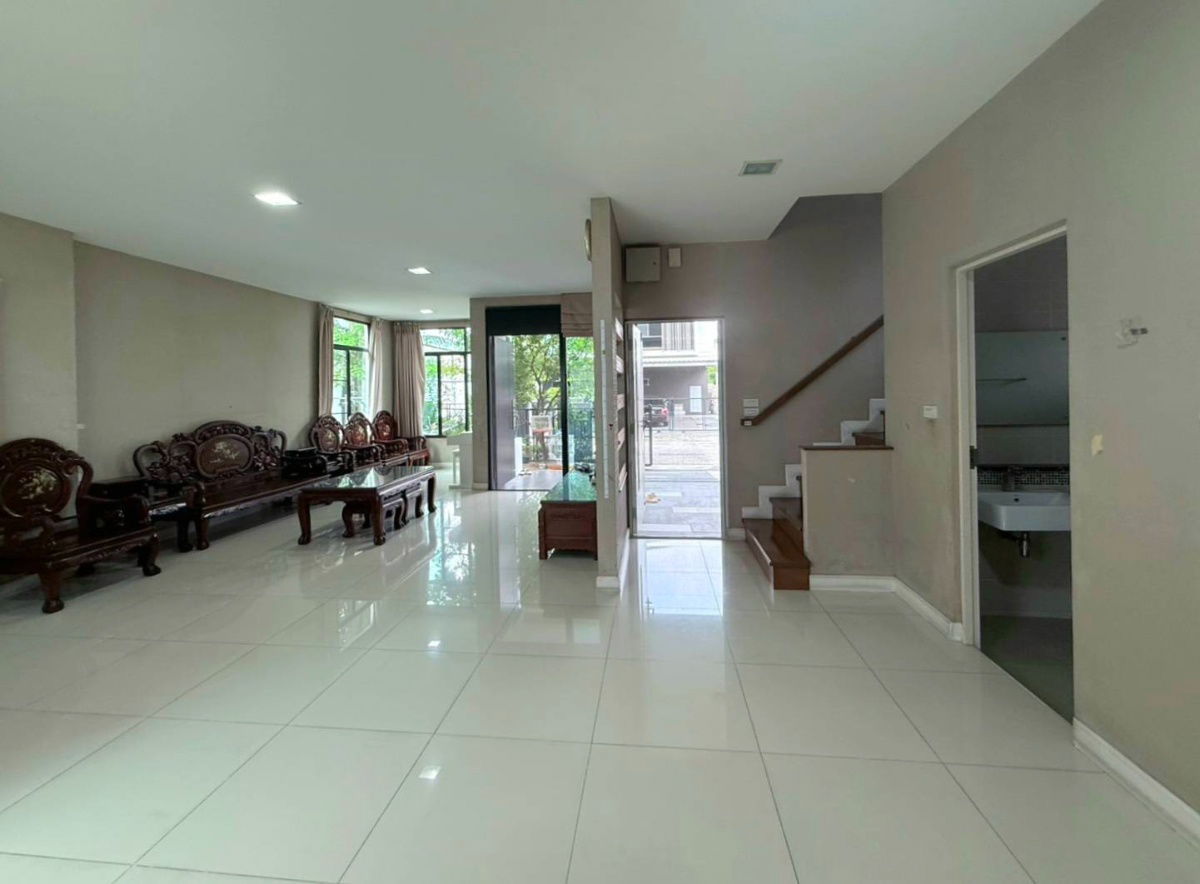 รูป ขายด่วน บ้านเดี่ยว มัณฑนา รามอินทรา-วงแหวน ( 69.9 ตร.ว.) หลังมุม ใกล้รถไฟฟ้ารามอินทรา กม9 - รูปที่ 9/29