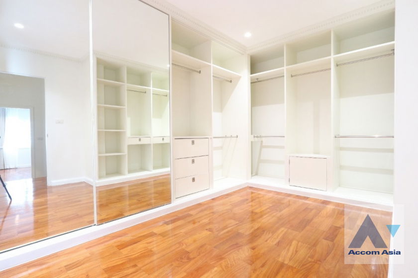 รูป 🔼🔽 AccomA 📩 Spacious townhouse with modern interior in the Sathorn area (AA39160) - รูปที่ 11/18