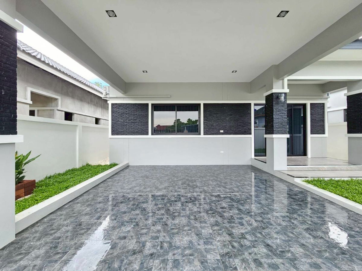 รูป บ้านเดี่ยวสร้างใหม่พัฒนาห้วยใหญ่ 3ห้องนอน 2ห้องน้ำ 61.4ตร.ว พร้อมเข้าอยู่ - รูปที่ 2/20