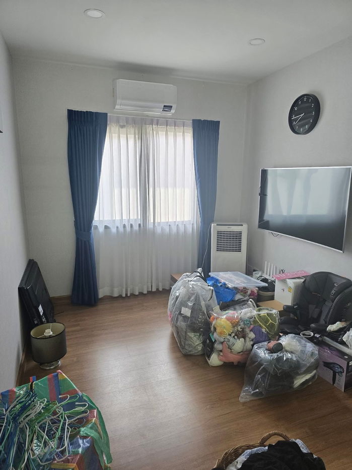 picture rent The City Pattanakarn, beautiful house, good location...perfect life - 7/11