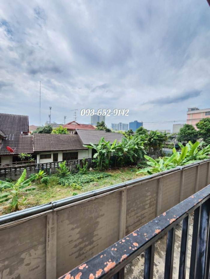 รูป 🍁🍁🍁ให้เช่าคอนโดคันทรี วิลล์ รีสอร์ท แคราย (( 33 ตรม / 5500 ต่อเดือน / แอร์ 2 ตัว / ห้องสวยมาก )) ห่าง MRTศูนย์ราชการ 250 ม - รูปที่ 2/12