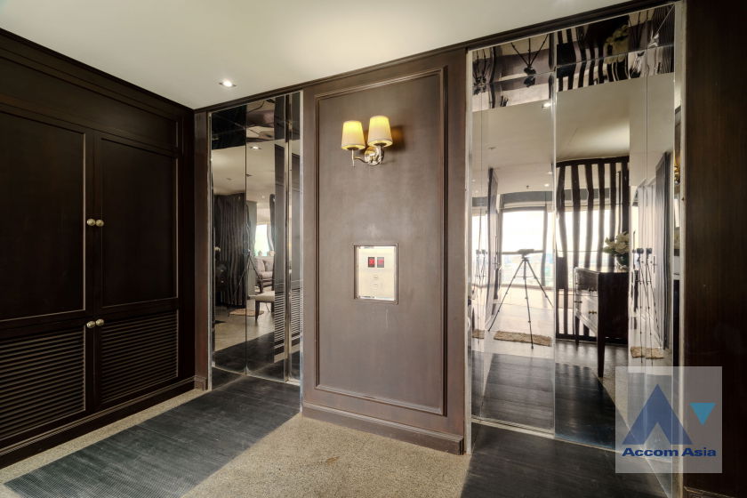 รูป 🔼🔽 AccomA 📩 Fully Furnished,Duplex Condo,Double High Ceiling 4 BR Condominium @The Met Sathorn (AA33130) - รูปที่ 4/20