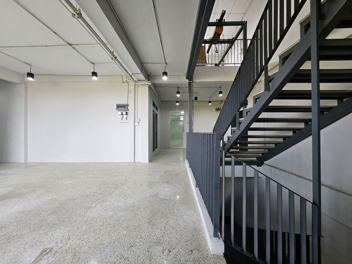 รูป WS2557 🏢 ห้องว่างให้เช่า ติดถนนลาดกระบัง เหมาะสำหรับ ออฟฟิศ / ร้านค้า / โกดังขนาดเล็ก เพียง 17,500 บาท/เดือน - รูปที่ 20/31