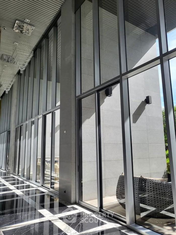 picture Studio Condo at Park Origin Phrom Phong near BTS Phrom Phong (ID 2264626) - 9/10
