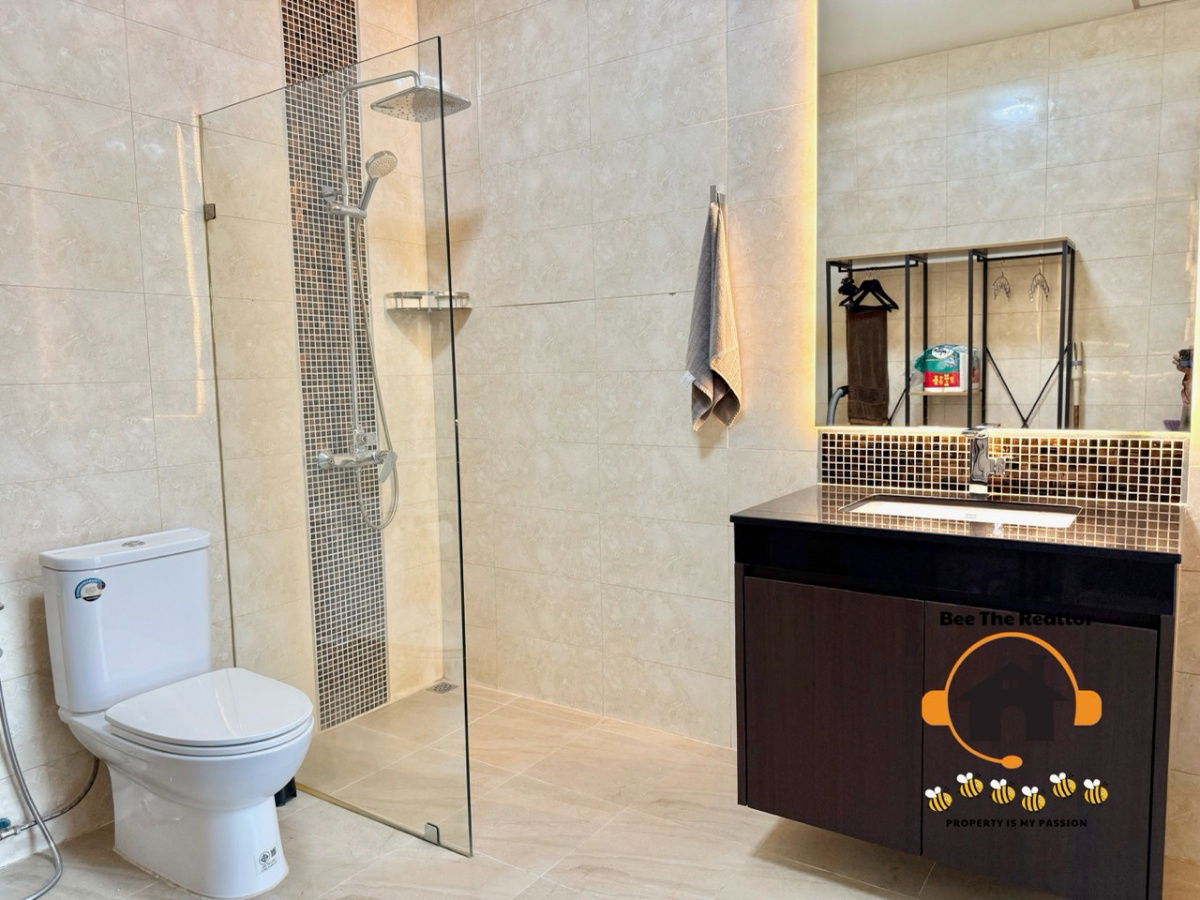 picture Pool Villa for Sale Mabprasan Lake Pattaya - 30/60
