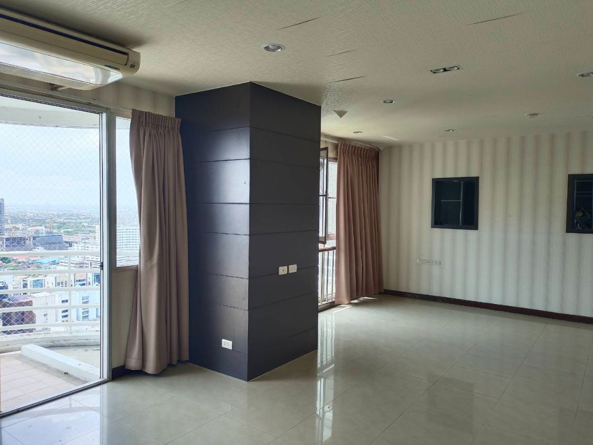 picture One-bedroom condo for rent in NS Tower Bangna Condominium, near Central Bangna Department Store - 9/10