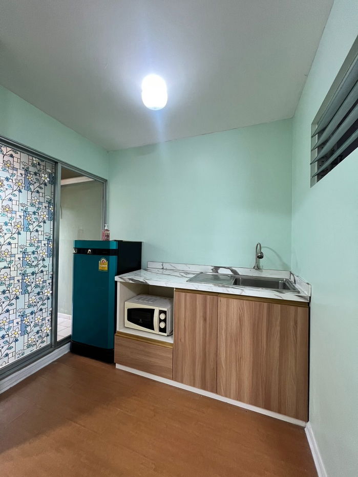 รูป ห้องรีโนเวทใหม่!! ให้เช่าราคาถูก!!! ลุมพินี คอนโดทาวน์ รัตนาธิเบศร์ อาคาร A1 ชั้น 2 ห้อง 28.5 ตร.ม. เฟอร์ครบ เครื่องใช้ไฟครบ เข้าอยู่ได้เลย - รูปที่ 5/8