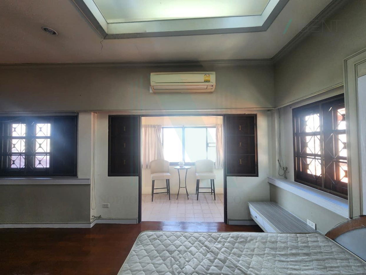 picture 📌 For Sell House EVERGREEN CITY 2-story 3 bedroom 3 bathroom - 6/8